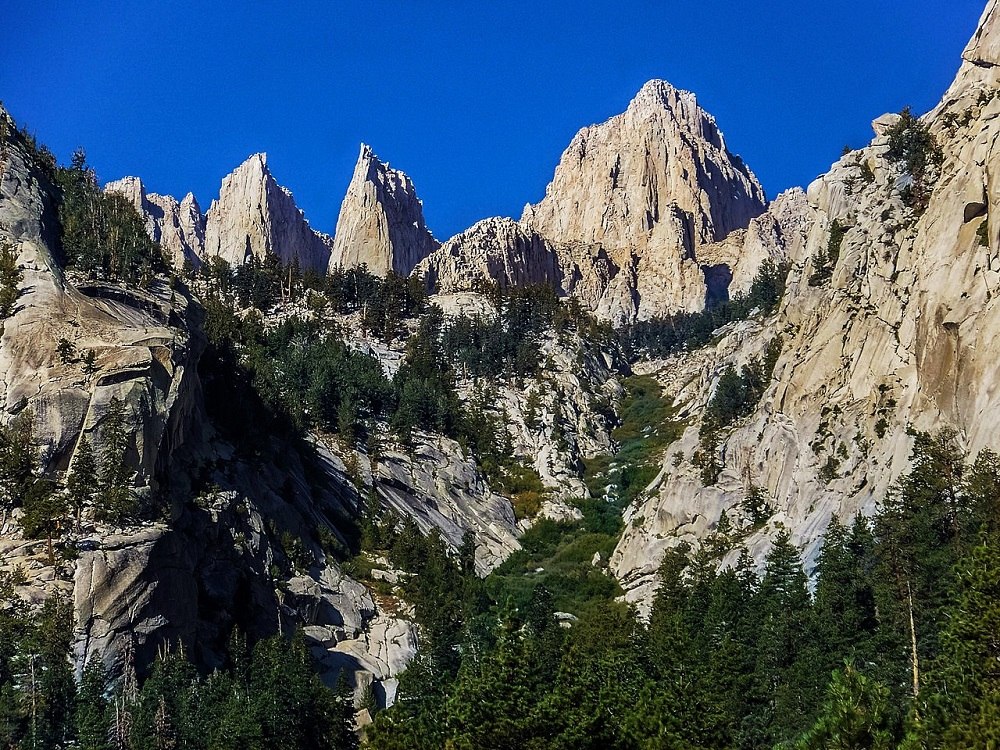 Mount Whitney in California - Mountain Wave: My Scariest Flight Ever