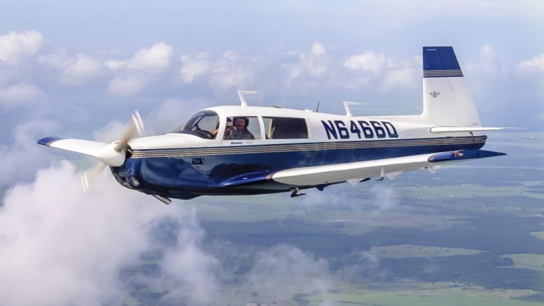 A Mooney M20 in flight