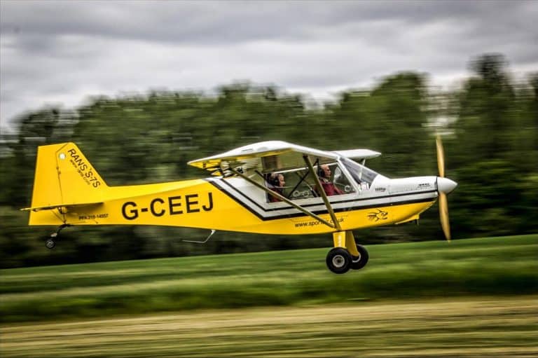 rans s-7s courier flying low